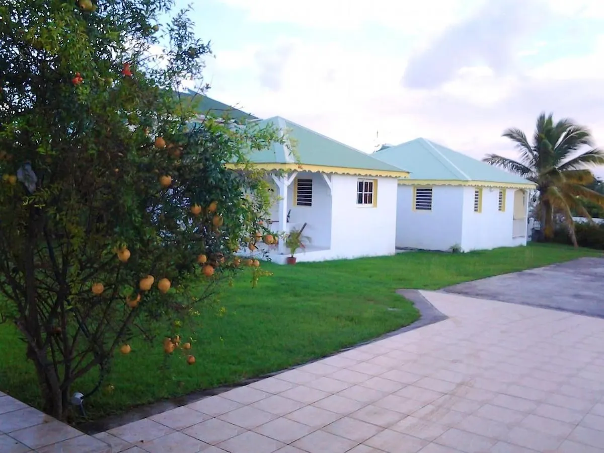 Maison Chaleureuse A Le Moule Avec Piscine Partagee Casa vacanze
